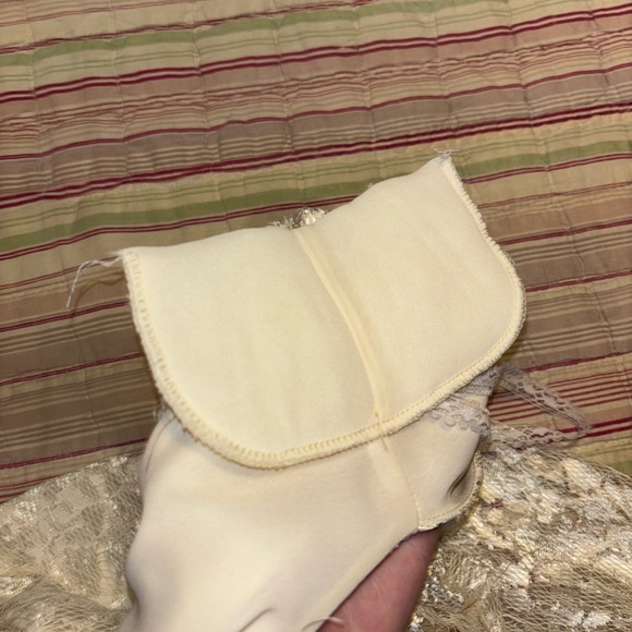 Ursula of Switzerland Cream Lace Kids Dress - Picture 10 of 11